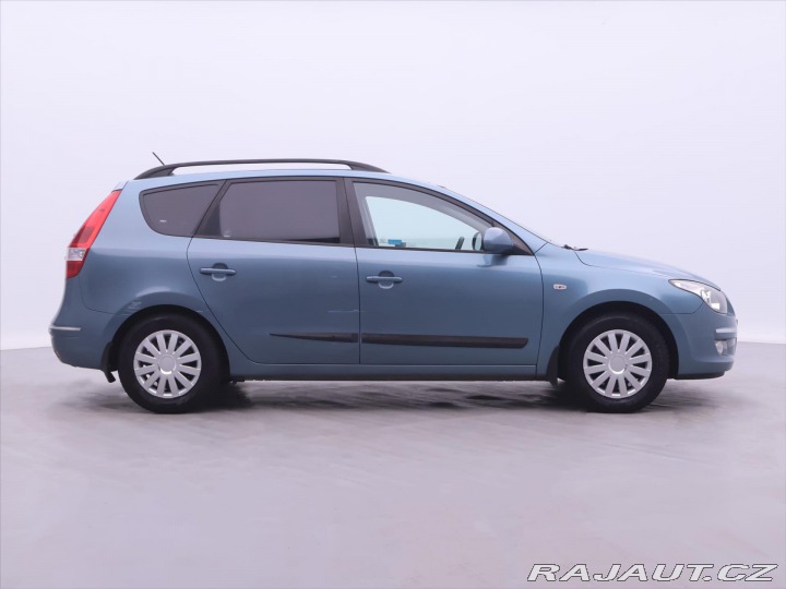 Hyundai i30 1,6 i 92kW CZ Klima Tažné 2009