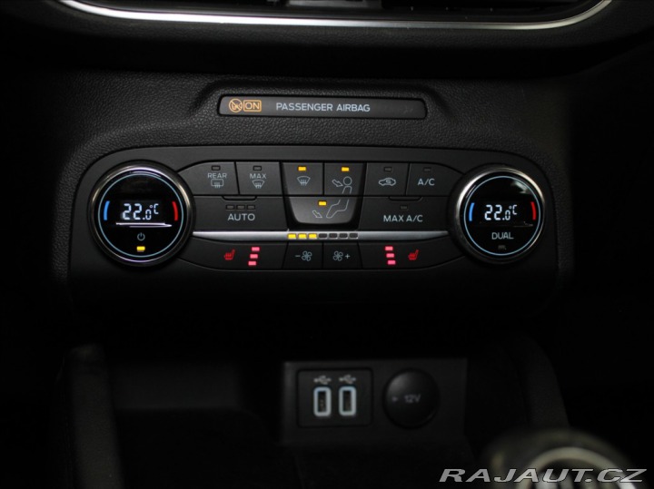 Ford Kuga 1,5 EBlue Titanium HeadUP 2022