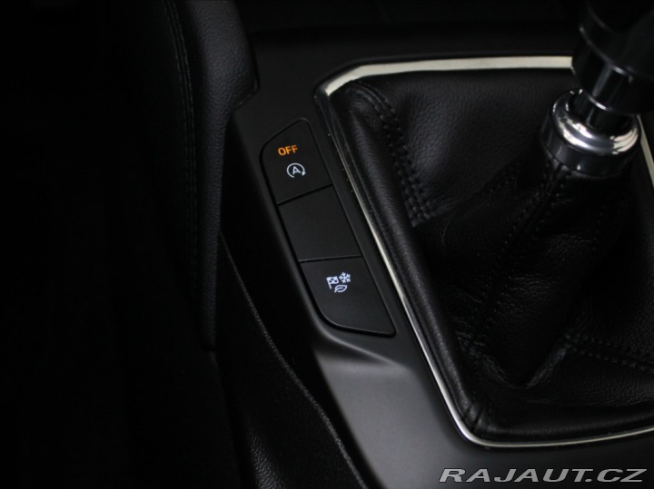 Ford Kuga 1,5 EBlue Titanium HeadUP 2022