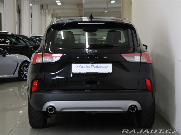 Ford Kuga 1,5 EBlue Titanium HeadUP 2022