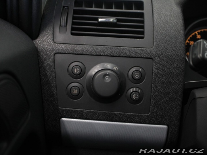 Opel Zafira 2,2 110kW Nové STK Akční 2007