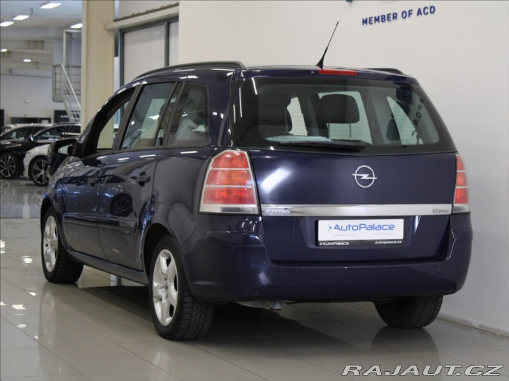 Opel Zafira 2,2 i 110kW Nové STK 7-mí 2007