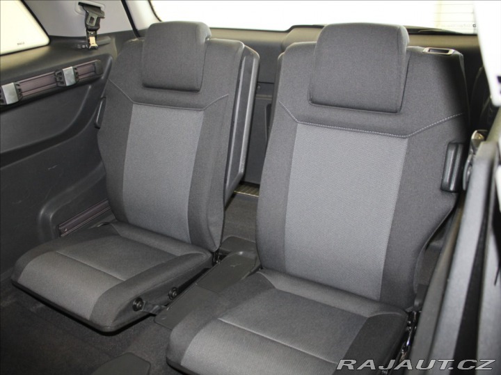 Opel Zafira 2,2 i 110kW Nové STK 7-mí 2007