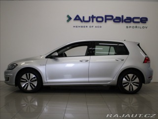 Volkswagen e-Golf 0,1 35,8kWh Comfort 33 35 2021