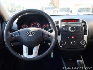 Kia Ceed 1,4 i KLIMA 2011