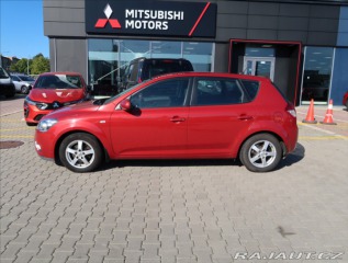 Kia Ceed 1,4 i KLIMA 2011