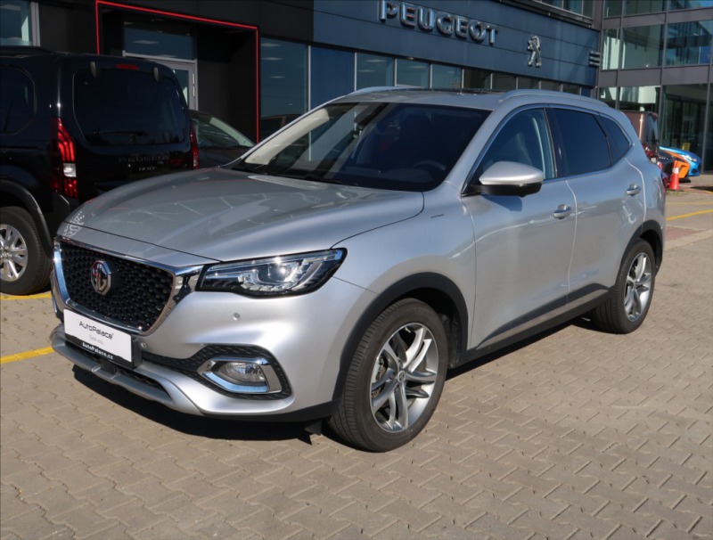 MG HS 1,5 TGi AUT ČR 1MAJITEL Z