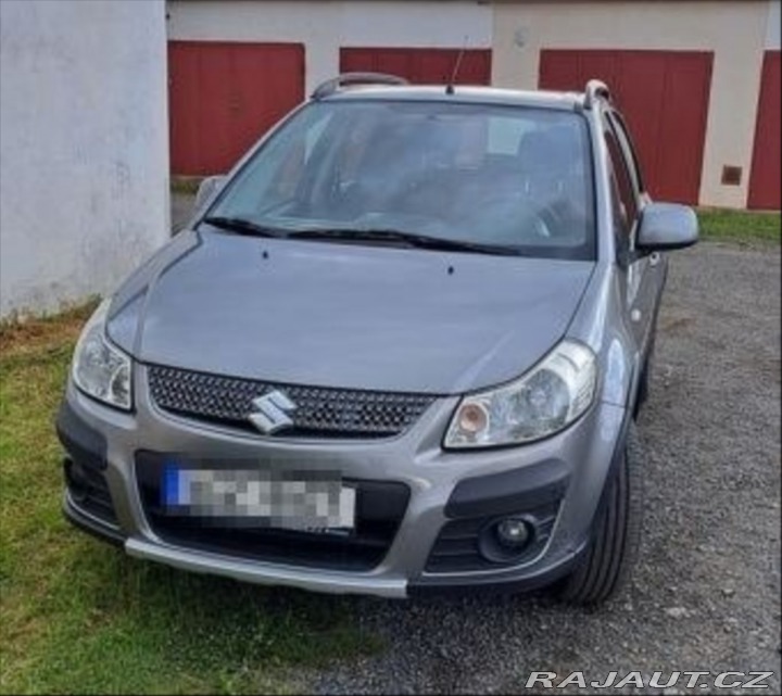 Suzuki SX4 1,6 4x4, benzín 88kW, v 2010
