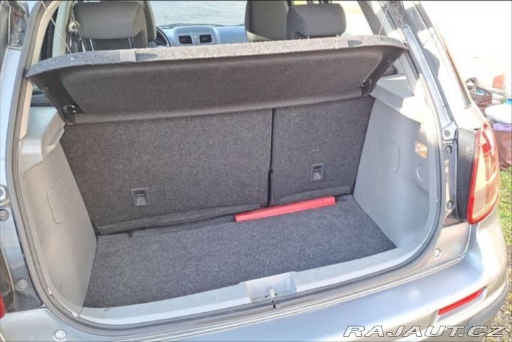 Suzuki SX4 1,6 4x4, benzín 88kW, v 2010