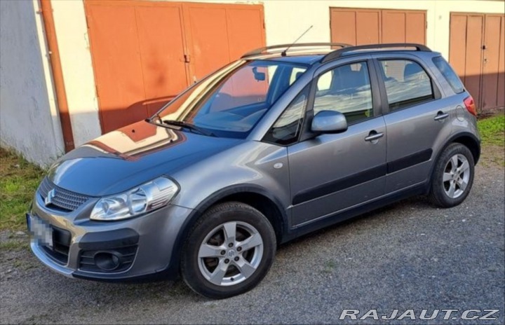 Suzuki SX4 1,6 4x4, benzín 88kW, v 2010