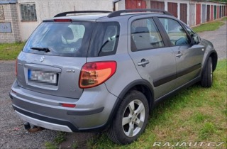Suzuki SX4 1,6 4x4, benzín 88kW, v 2010
