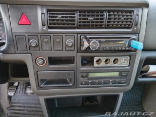 Volkswagen Caravelle T4 111kw 2003