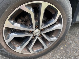 Ford Kuga  1800