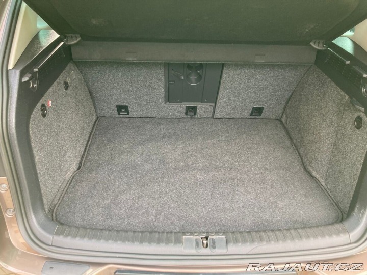 Volkswagen Tiguan 2,0   4Motion TDI 103kW 4 2011