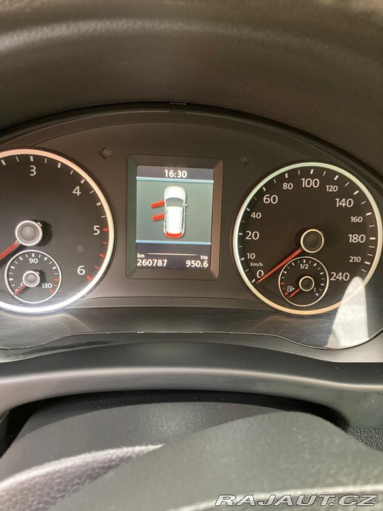 Volkswagen Tiguan 2,0   4Motion TDI 103kW 4 2011