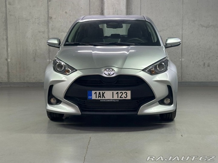 Toyota Yaris Comfort 1.5 Hybrid e-CVT 2025