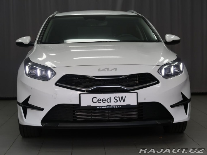 Kia Ceed SW TOP - K odběru IHNED 2025