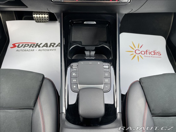 Mercedes-Benz GLB 2,0 200d 4M AMG*Panorama 2021