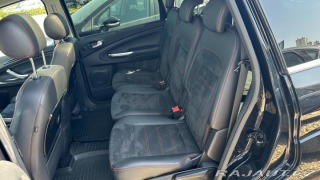 Ford S-MAX 2.2TDCi 147kW *Vybava*Sta 2012
