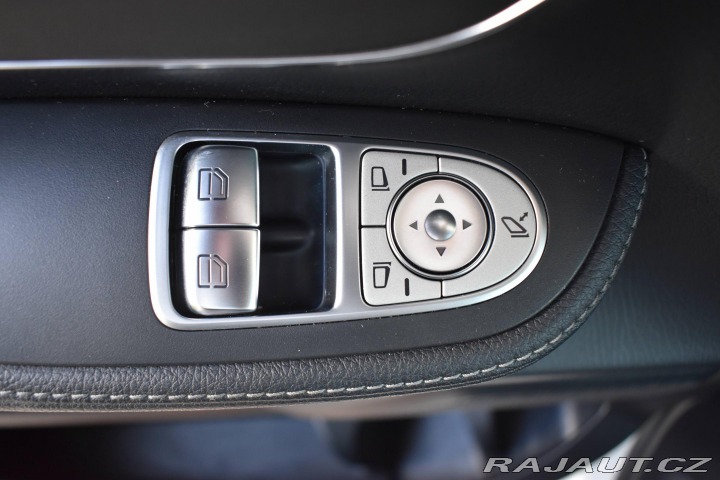 Mercedes-Benz V 300d 174kW 4MATIC AMG*TAŽ 2021