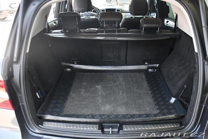 Mercedes-Benz M ML 350 V6 BLUTEC 4MATIC Č 2013