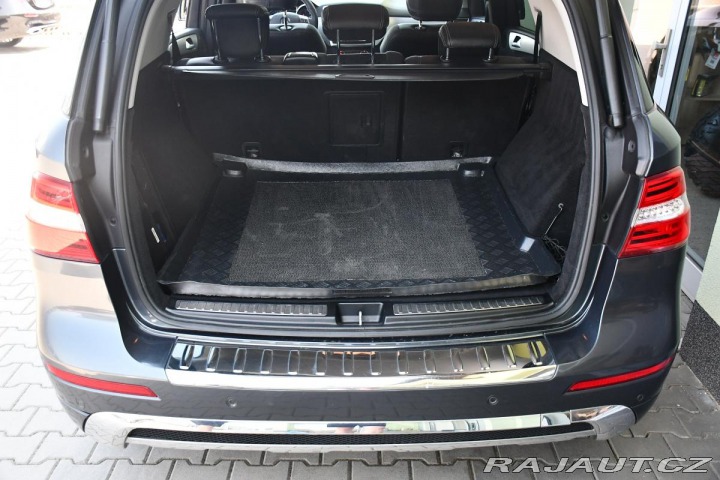 Mercedes-Benz M ML 350 V6 BLUTEC 4MATIC Č 2013