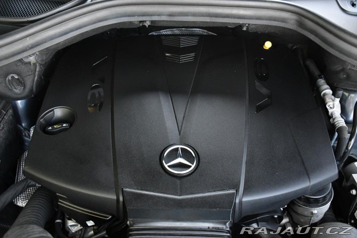 Mercedes-Benz M ML 350 V6 BLUTEC 4MATIC Č 2013