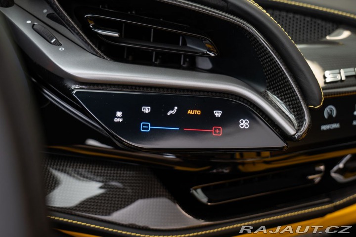 Ferrari SF90 Spider Tailor Made 1800