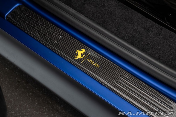 Ferrari SF90 Spider Tailor Made 1800