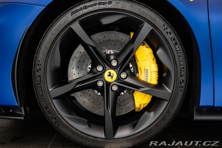 Ferrari SF90 Spider Tailor Made 1800