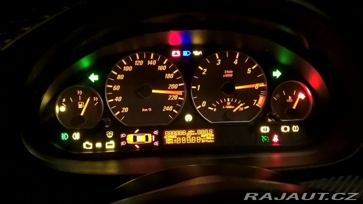 BMW 3  2004