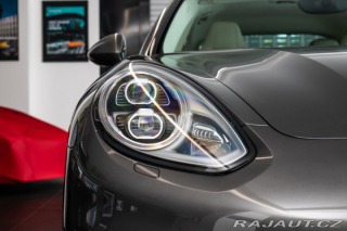 Porsche Panamera Turbo 2016