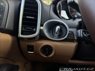 Porsche Cayenne 4.8 Turbo Sport chrono 2011