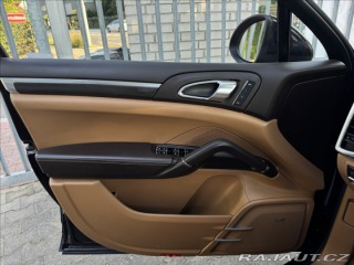 Porsche Cayenne 4.8 Turbo Sport chrono 2011