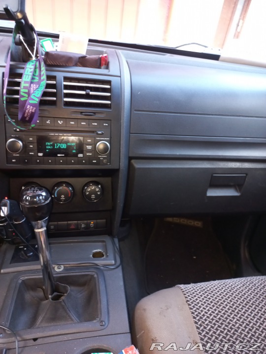 Dodge Nitro 2007