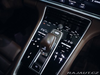 Porsche Panamera GTS Sport Turismo 338 kW 2019