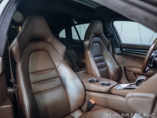 Porsche Panamera GTS Sport Turismo 338 kW 2019