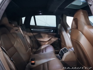Porsche Panamera GTS Sport Turismo 338 kW 2019