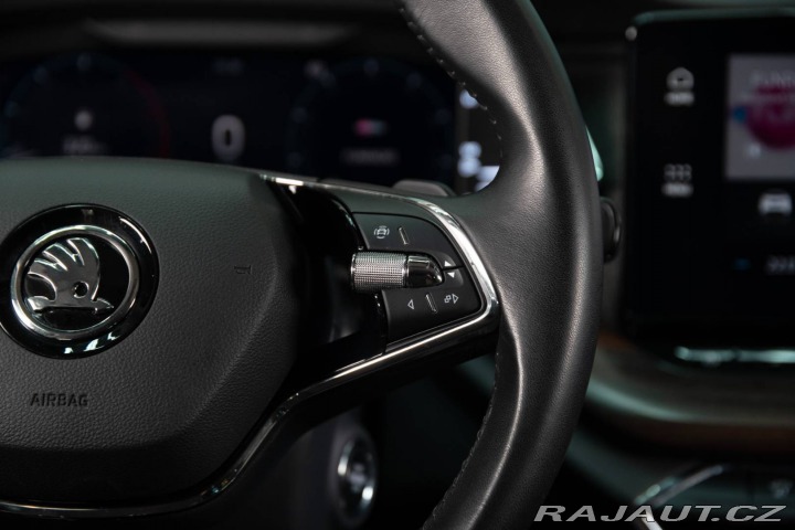 Škoda Octavia Combi 2022