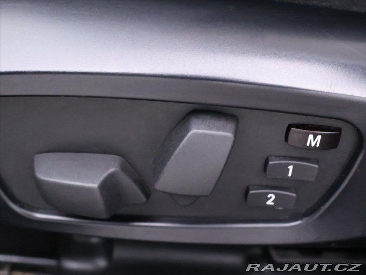 BMW X1 2,0 xDrive20d 130kW Xenon 2011