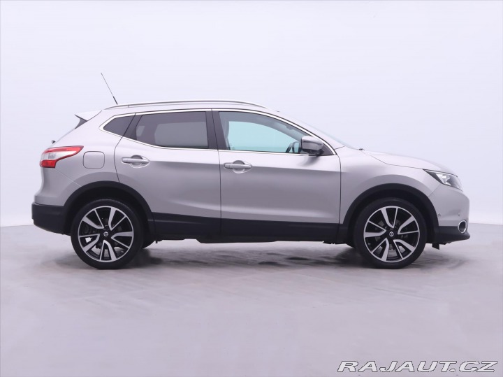 Nissan Qashqai 1,2 DIG-T Aut. Tekna Navi 2015