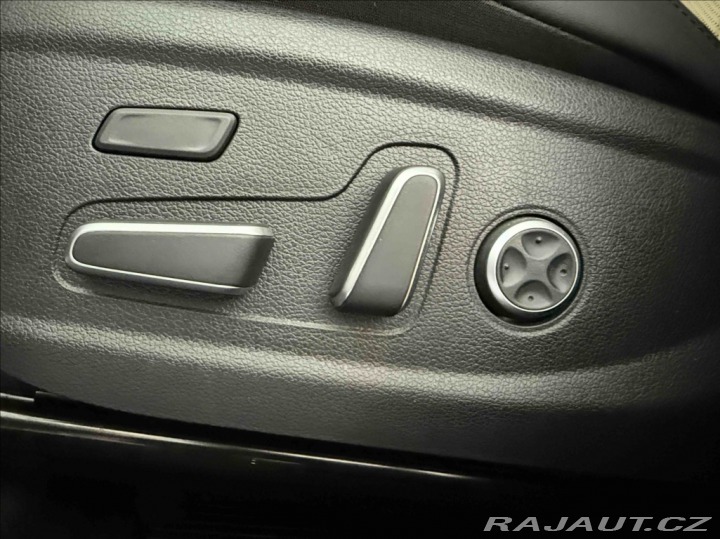 Hyundai Santa Fe 2,2 CRDI LUXURY 4X4 7MÍST 2021