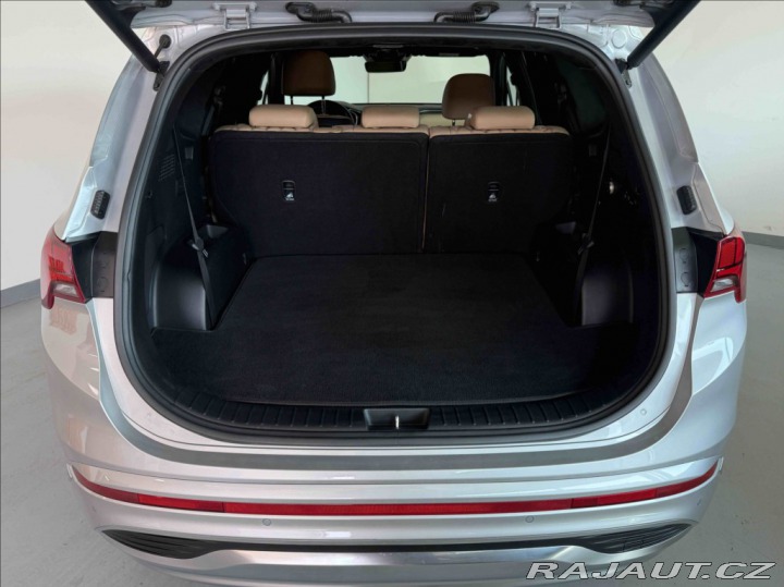 Hyundai Santa Fe 2,2 CRDI LUXURY 4X4 7MÍST 2021