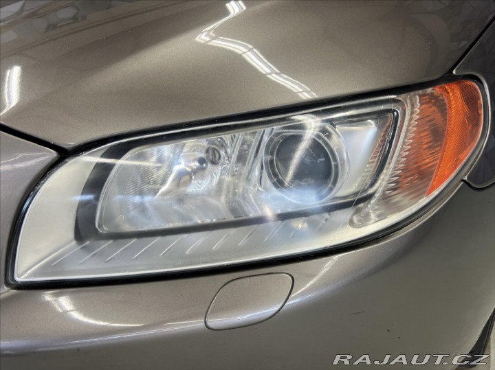 Volvo S80 4,4 V8 232 KW AWD SUMMUM, 2007