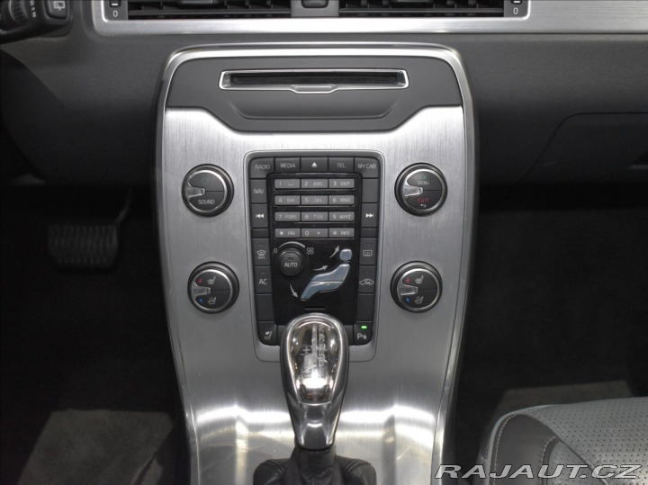 Volvo V70 2,4 D4 AWD INS Vent,BLIS, 2013