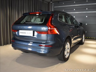 Volvo XC60 2,0 B4 AWD Core ,bezklíč 2023