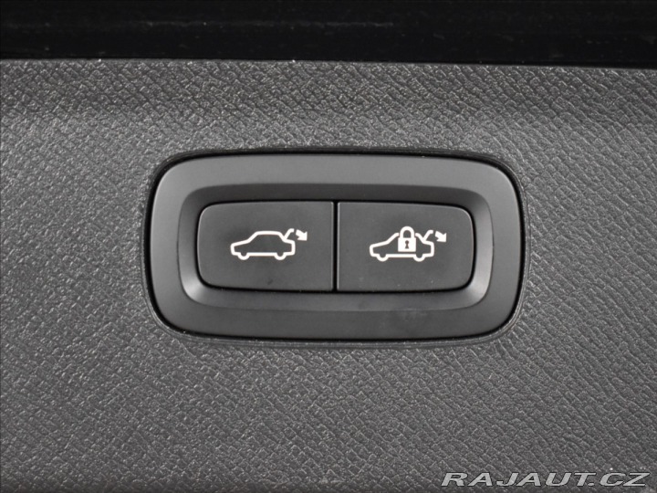 Volvo XC90 2,0 B5 AWD PLUS Ventilace 2024