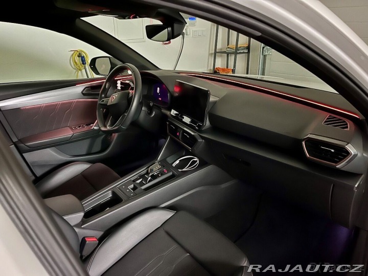 Cupra Leon 1,4   e-hybrid 180 kw 1800