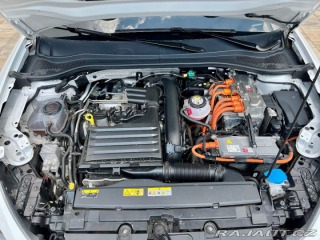Cupra Leon 1,4 e-hybrid 180 kw 1800