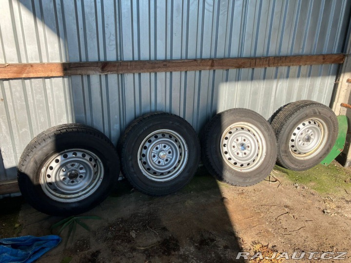 Mitsubishi L200 2,4   r.v. 12/2017 2017